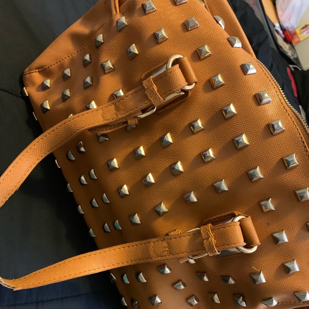 Brown large tote with decor on front